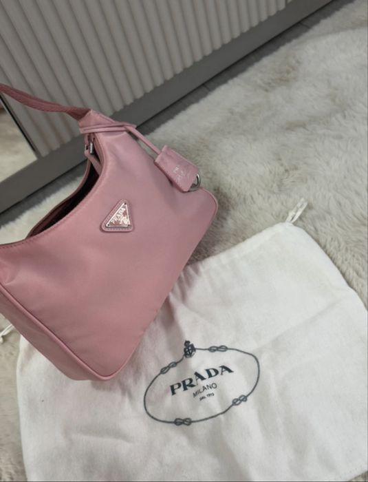 Geanta Prada Re-edition 2000