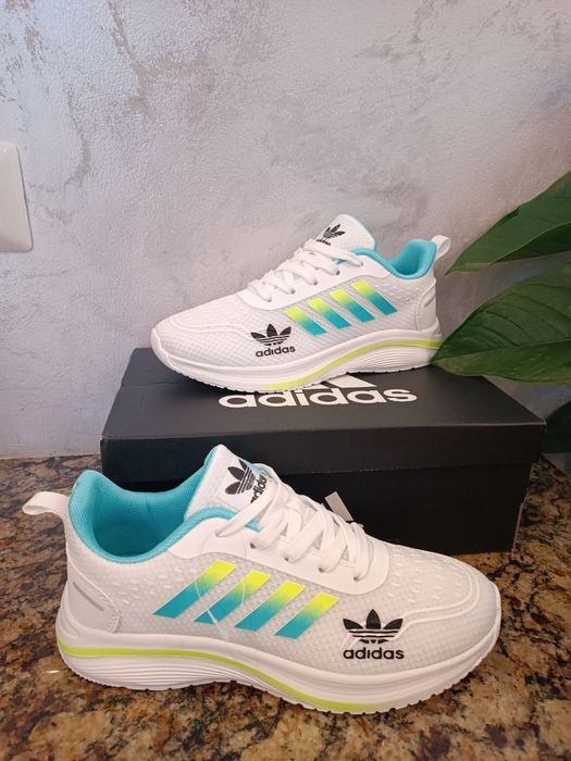 Adidași damă superbi