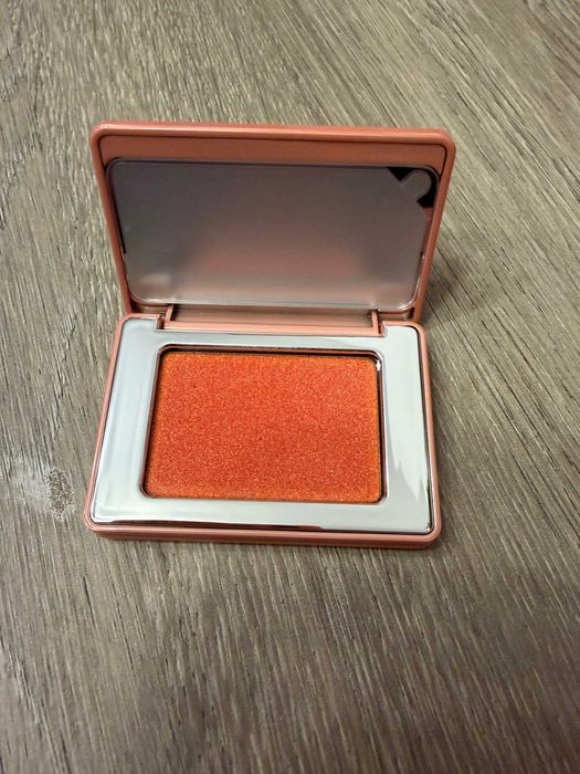 Natasha Denona Bloom Highlighting Blush