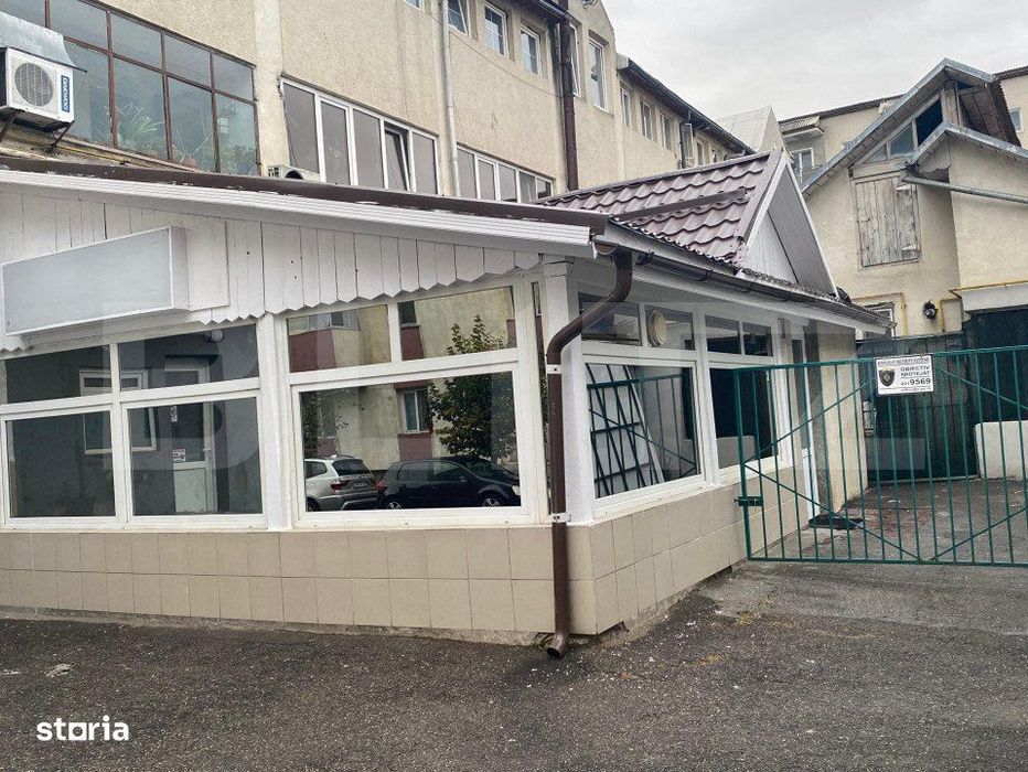 Spatiu comercial de vanzare, 2 incaperi, 70 mp, Bistrita