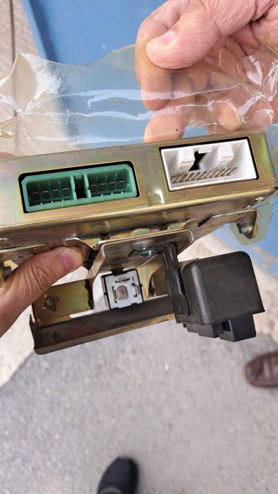 Компютър за Сузуки Витара 1988-1991