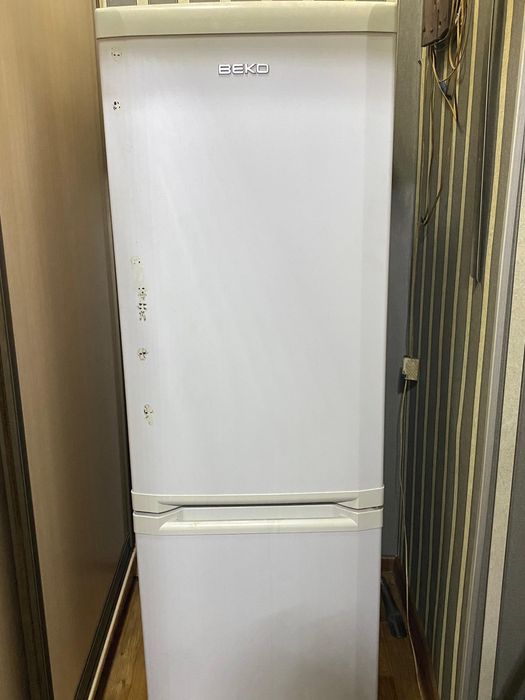 Срочно продам холодильник