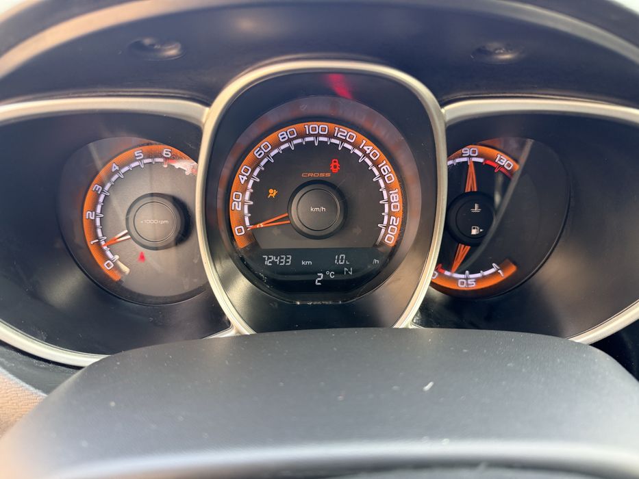 Lada Vesta SW Cross. Родная краска