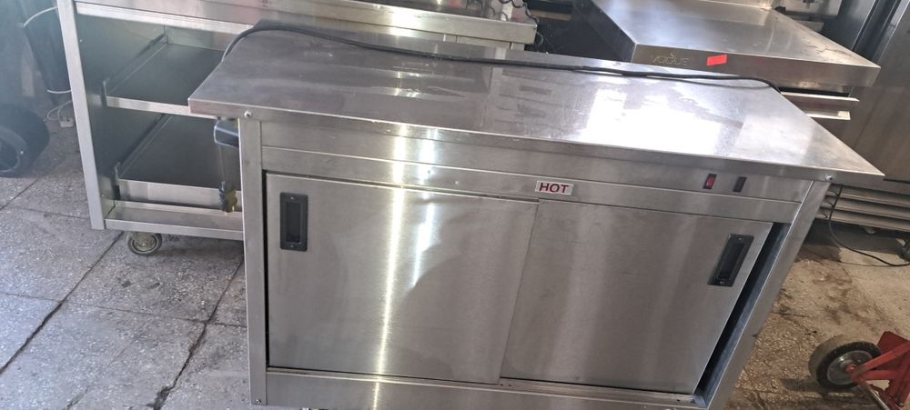 Топъл шкаф/ лувератор