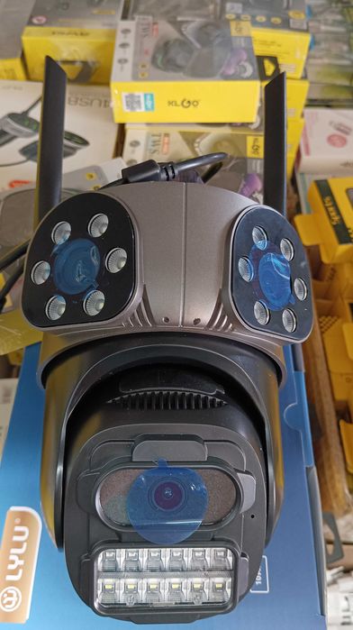 Тройна IP камера с WiFi приложение iCSee безжична камера 10MP