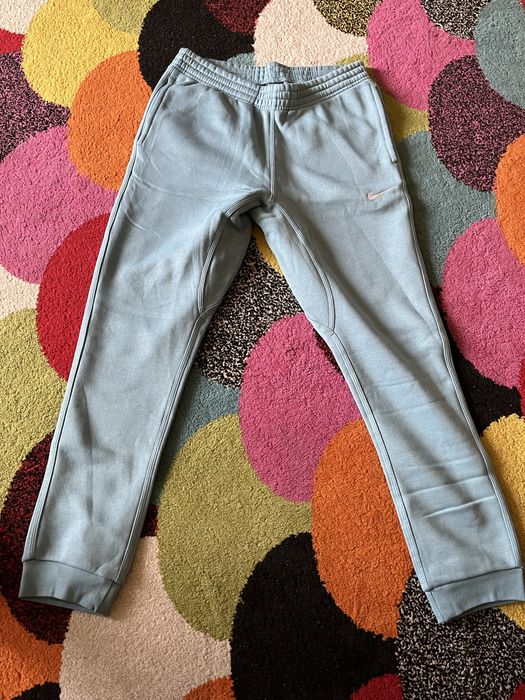 Vând pantaloni de trening bumbac Nike, nou