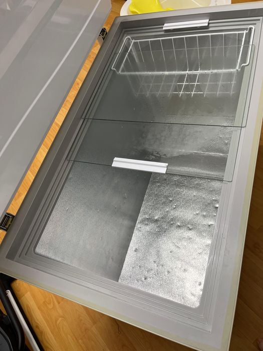 Midea морозильник