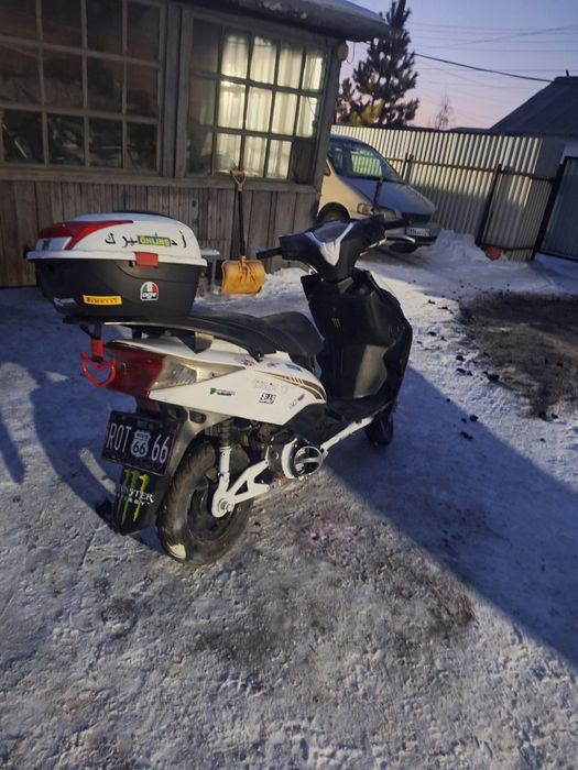 Продам м8 мопед 150куб