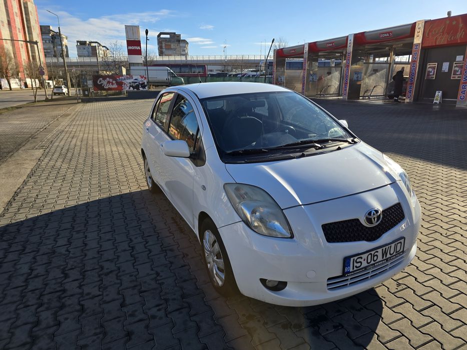 Yaris  toyota  unic propietar