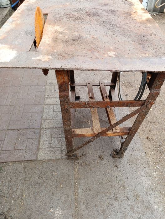 Продам цыркулярную пилу