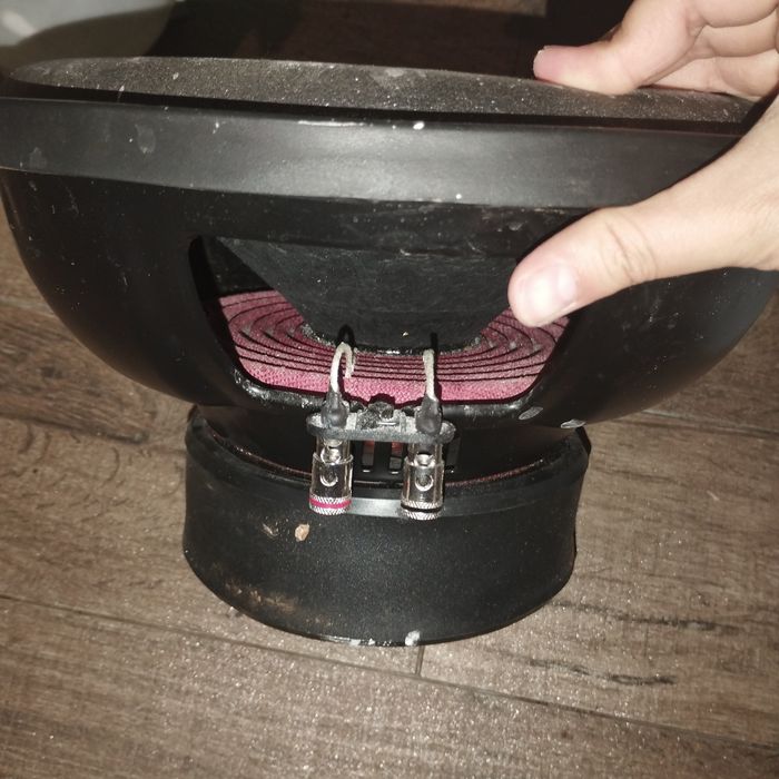 Продаю Сабвуфер kingz Tsr-12Ev2