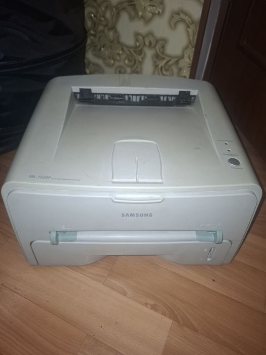 Принтер Samsung ML-1520P ЛАЗЕРНЫЙ ПРИНТЕР