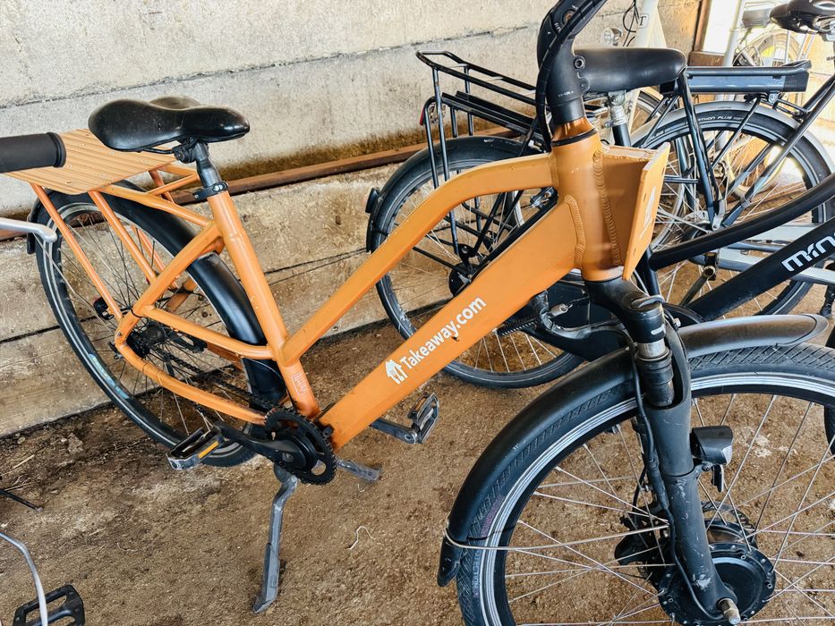 95 бр. Премиум маркови градски велосипеди (Gazelle, Batavus, Norta, Sparta) за Търговци