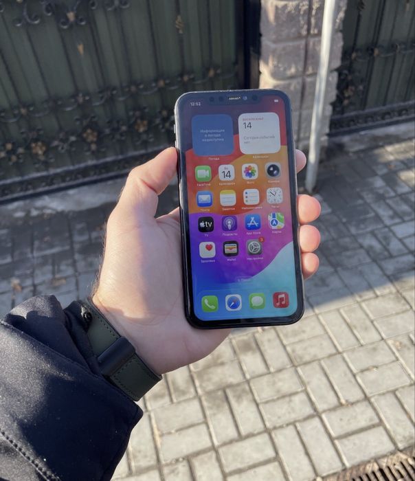 Продам телефон Айфон 11 128Gb