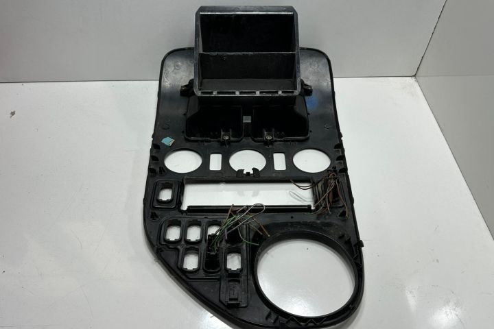 Ornament consola centrala A63868916317230 Mercedes-Benz Vito W638