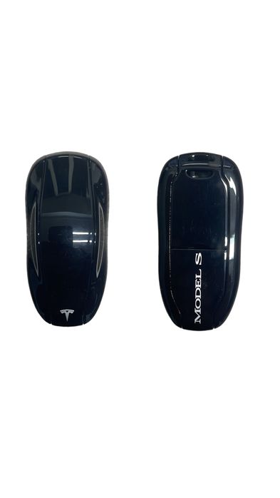 Смарт ключ TESLA MODEL S