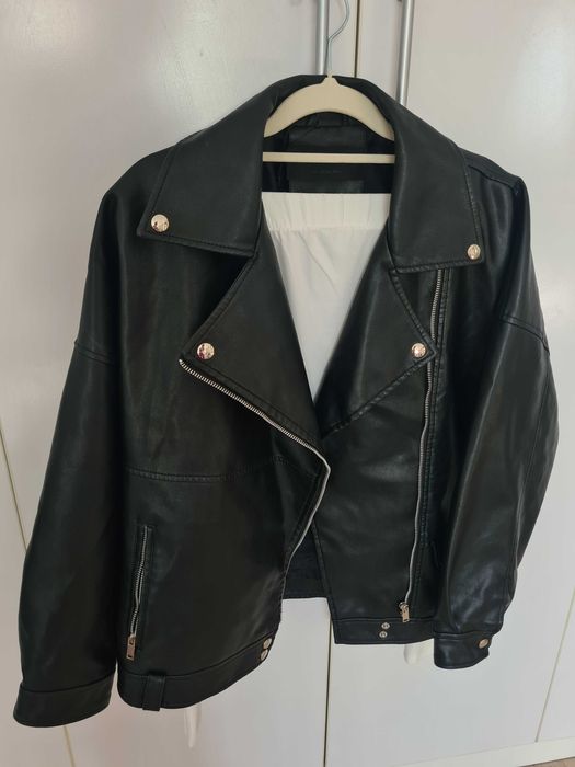 Продаю б/у одежду