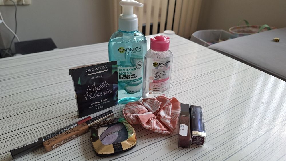 Лот козметични продукти