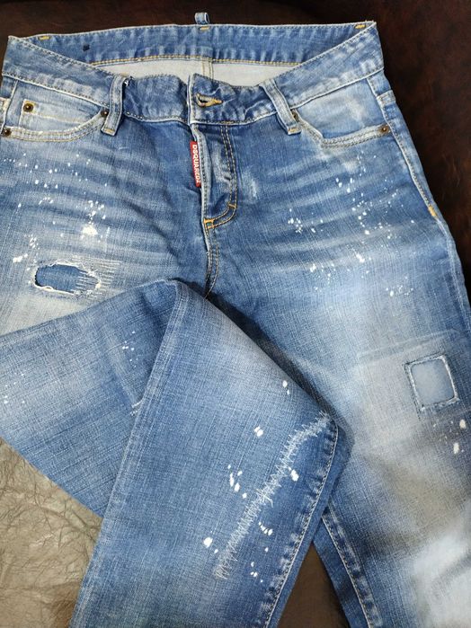 Blugi Dsquared,originali ,mărimea 38,impecabili.Preț 500 Ron.