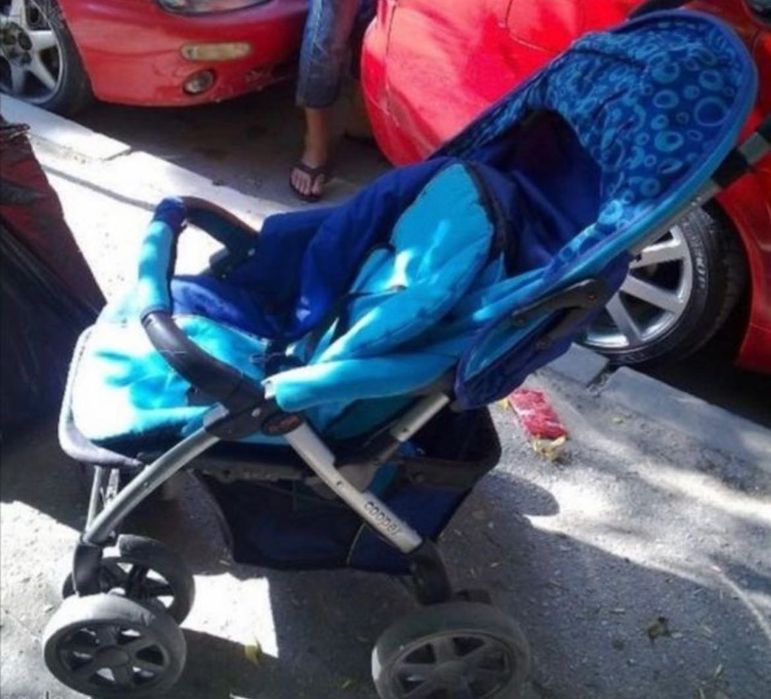 Бебешка количка в две части