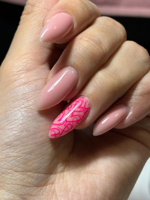 маникюр 5000 , педикюр 5000тг