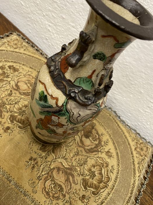 Японска ваза сацума с маркировка 1900 г .