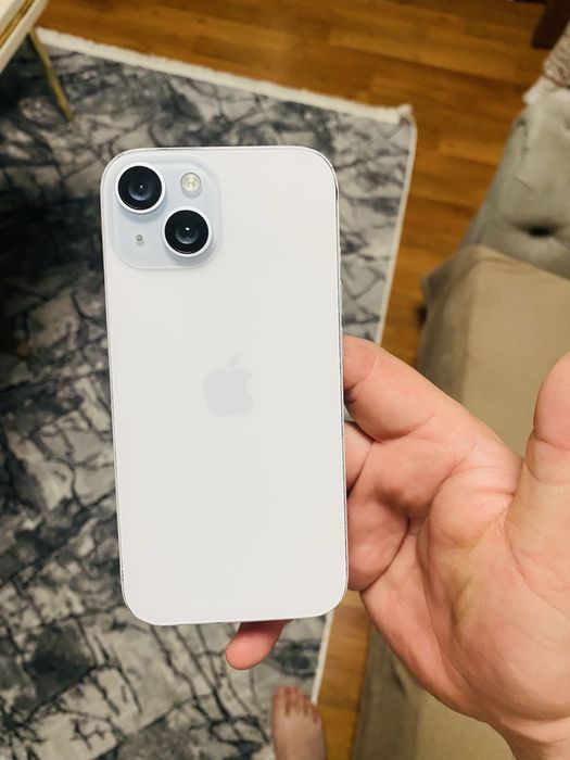 Vand iphone 15 normal