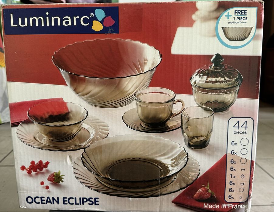 Продам набор посуды за 10000