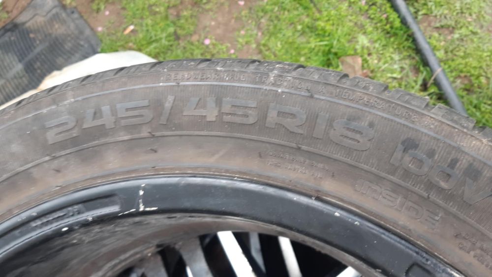 Гуми и джанти оргинални за Ягуаар и Форд 18 цола