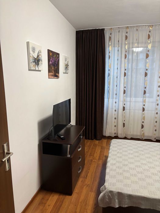 Apartament doua camere decomandat