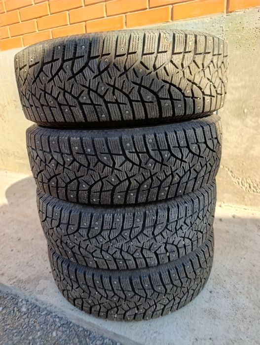 Резина  Bridgestone (Бриджстоун)  на 15