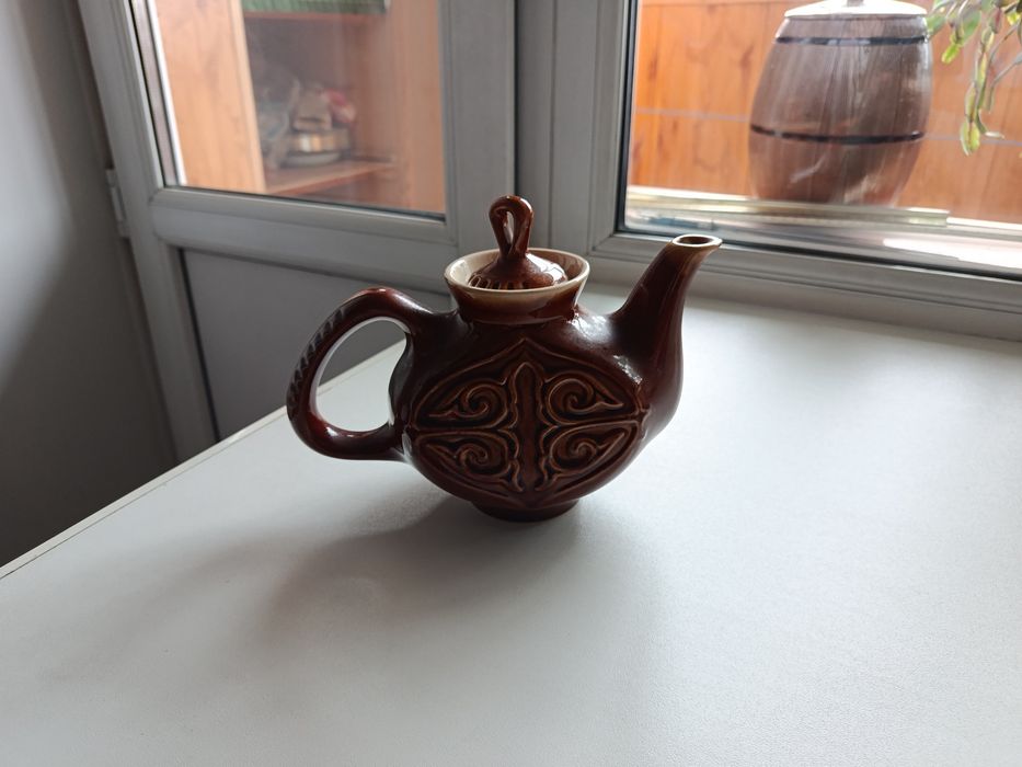 Продам фруктовницу, заварочный чайник