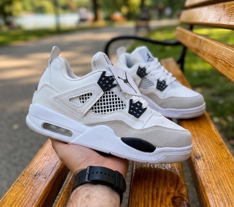 Adidasi Jordan 4 Retro Crem Military Unisex