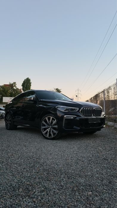 Bmw X6 M50i 530 cp