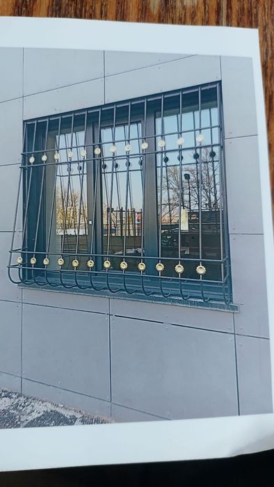 Решётки на окна металлические