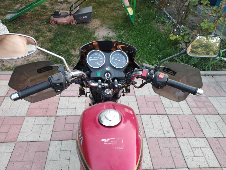 Мотоцикл Honda CG 125R