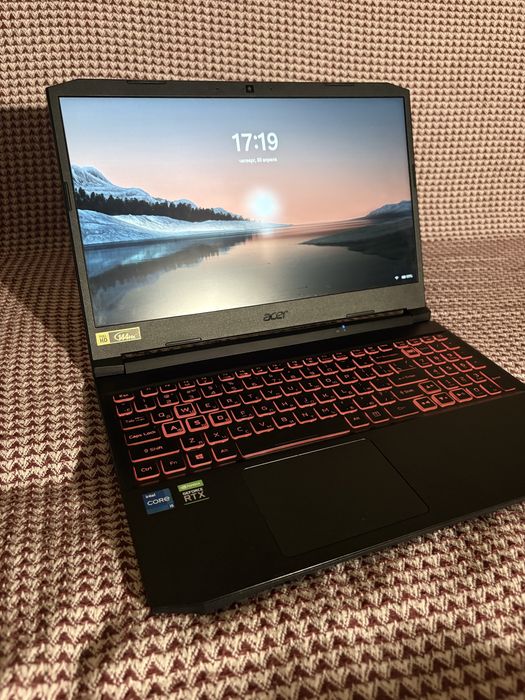 Продаю игровой ноутбук ACER NITRO 5