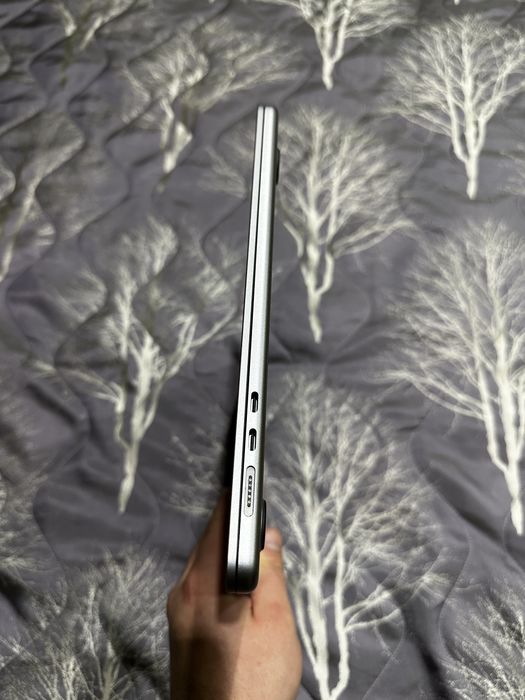 Macbook M3 15’ 512 GB