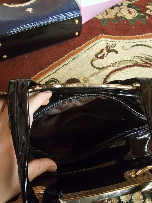 Ayollar uchun sumkalar