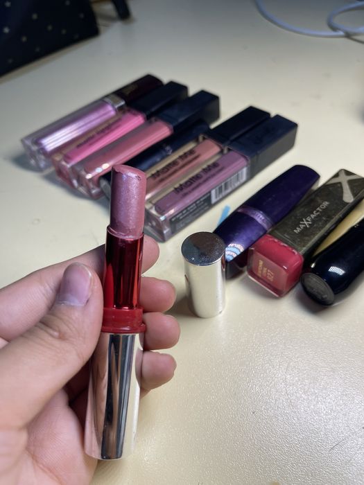 помада все за 1000