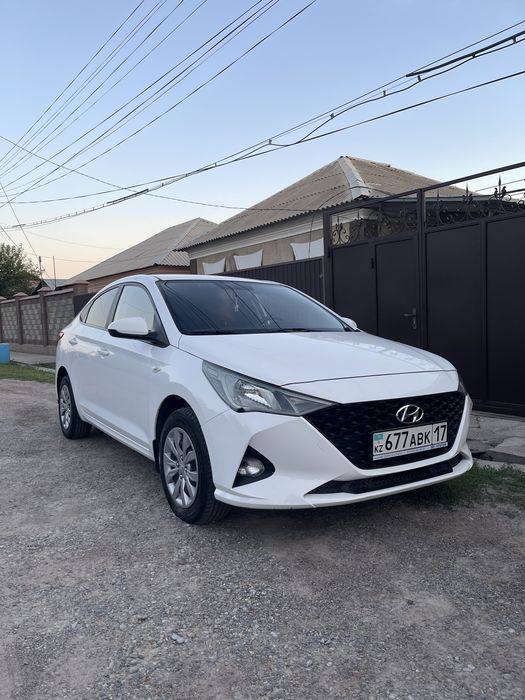 Хундай акцент Hyundai Accent