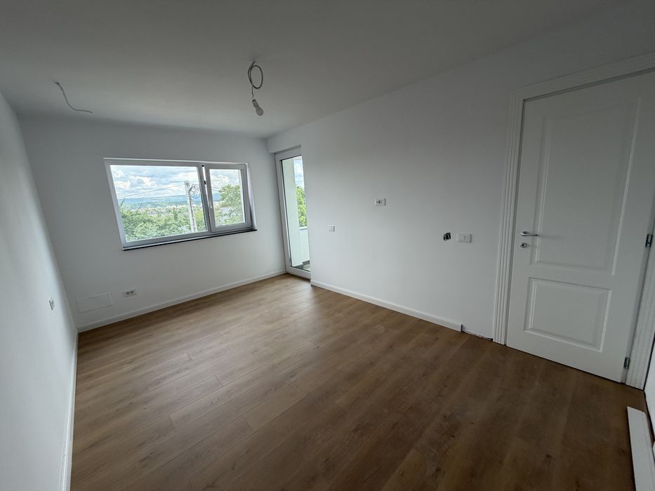 Casă individuală P+E | 140 mp utili | Teren 430 mp | CUG – Valea Adâncă