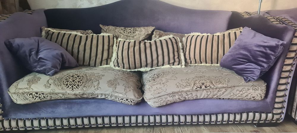 Vand canapele DIVANI & SOFA Compozitie Enzo
