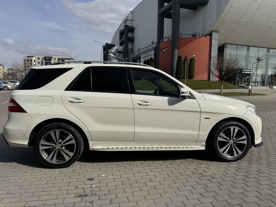 MERCEDES-BENZ ML-Class 2012 — imagine 4