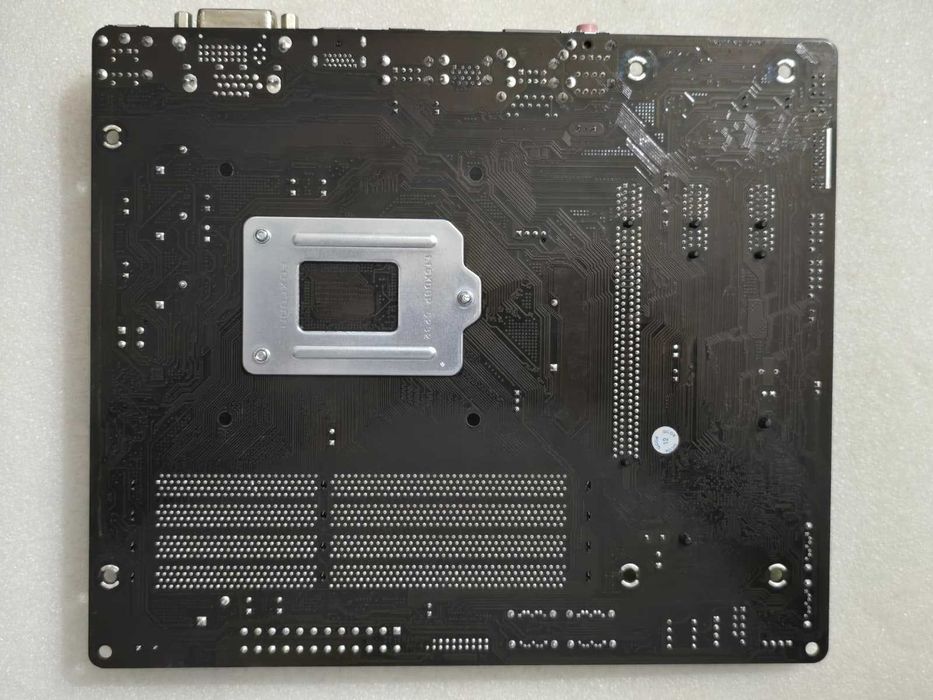 Placa de baza Asrock B85M PRO3, Socket 1150 + Intel I3 4160