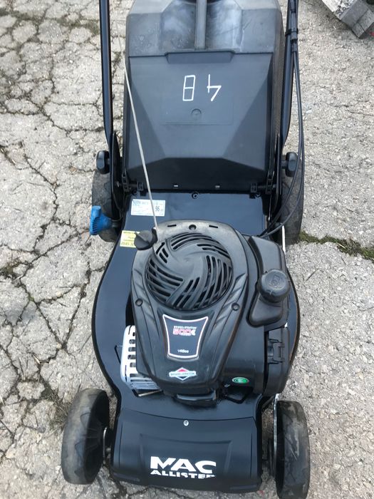 48 : Самоходна моторна косачка M.A C Briggs 5.0 hp