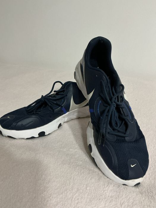 Nike кроссовки для ходьбы