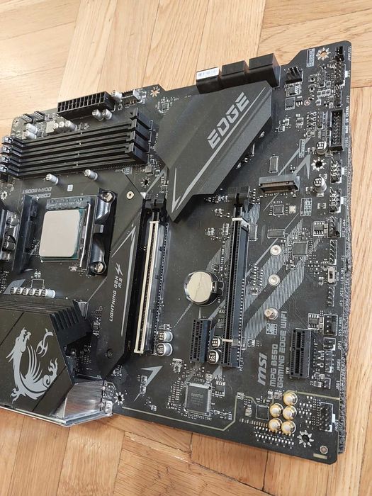 AMD Ryzen 5 5600X + MSI B550 Gaming Edge Wi-Fi