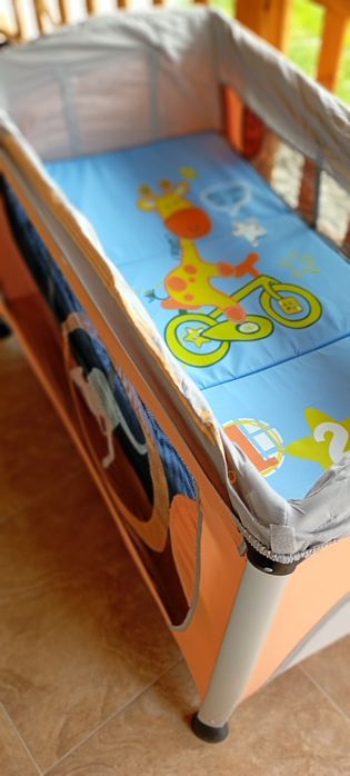 Продавам детско легло згъваемо