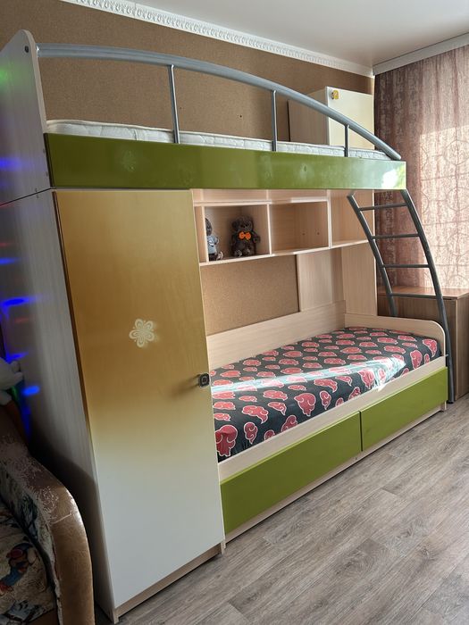 Детский гарнитур